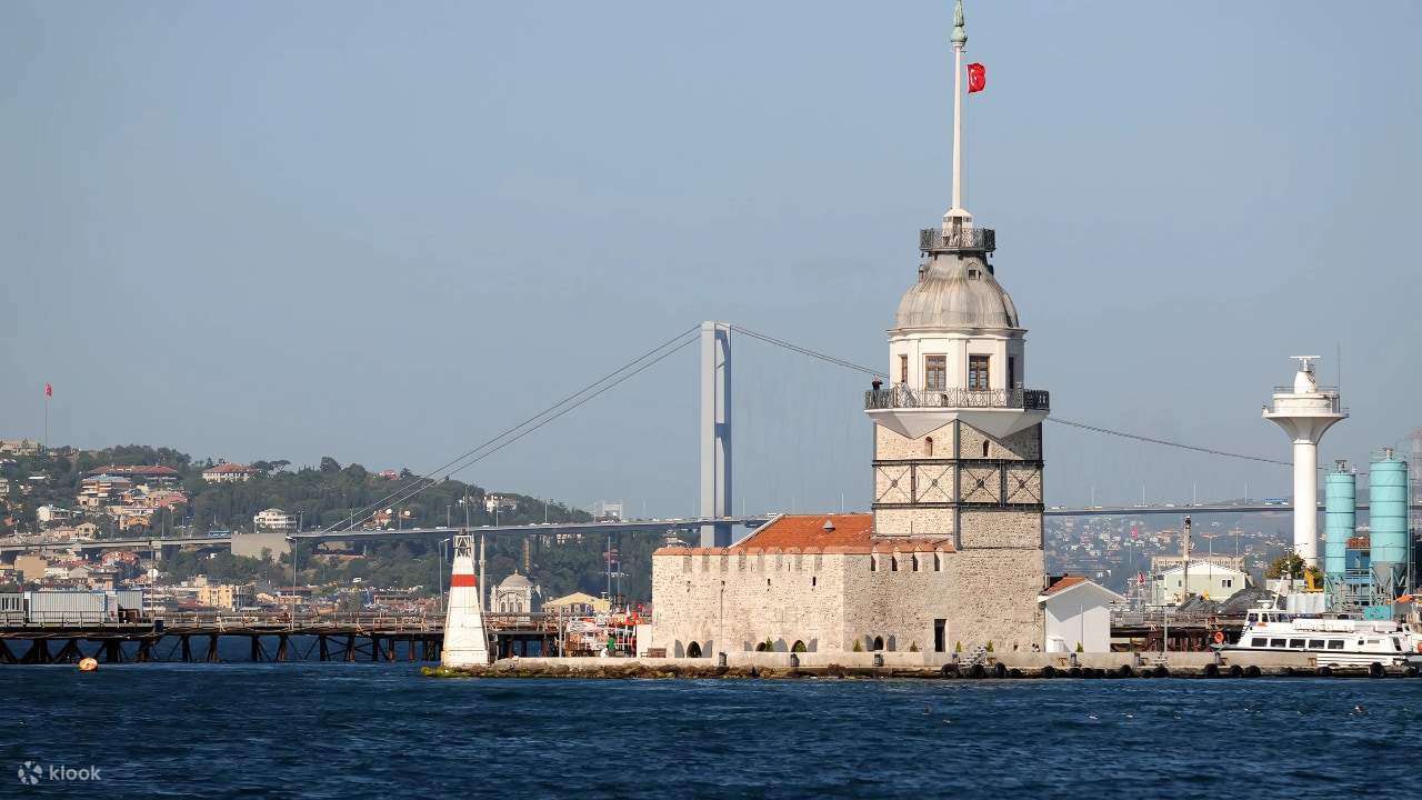 Entrada sin colas a la Torre de la Doncella con audioguía