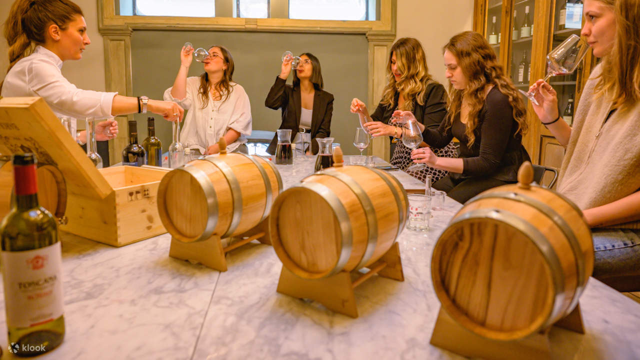 調製專屬提子酒：小團獨家體驗