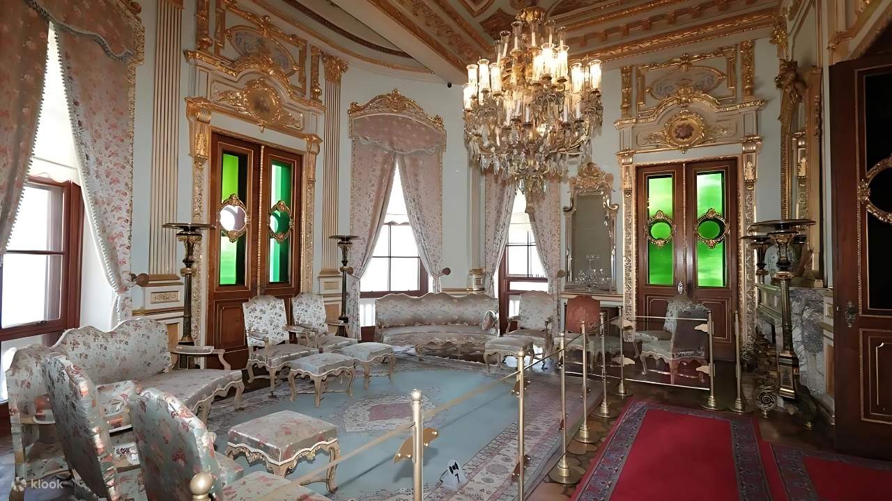 Pas Masuk Kucuksu Pavillions dengan Panduan Audio (Langkau Barisan Tiket)