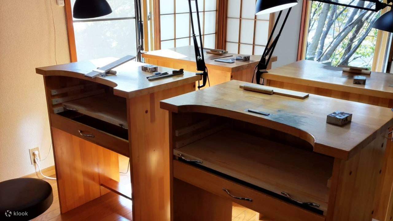 Experiencia de grabado en metal de Nishiyama