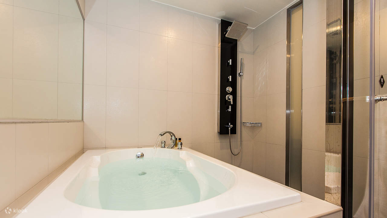 Yilan: Fairy Tale Yisu Hotel - Bilik dua mata air panas dan kupon mata air panas