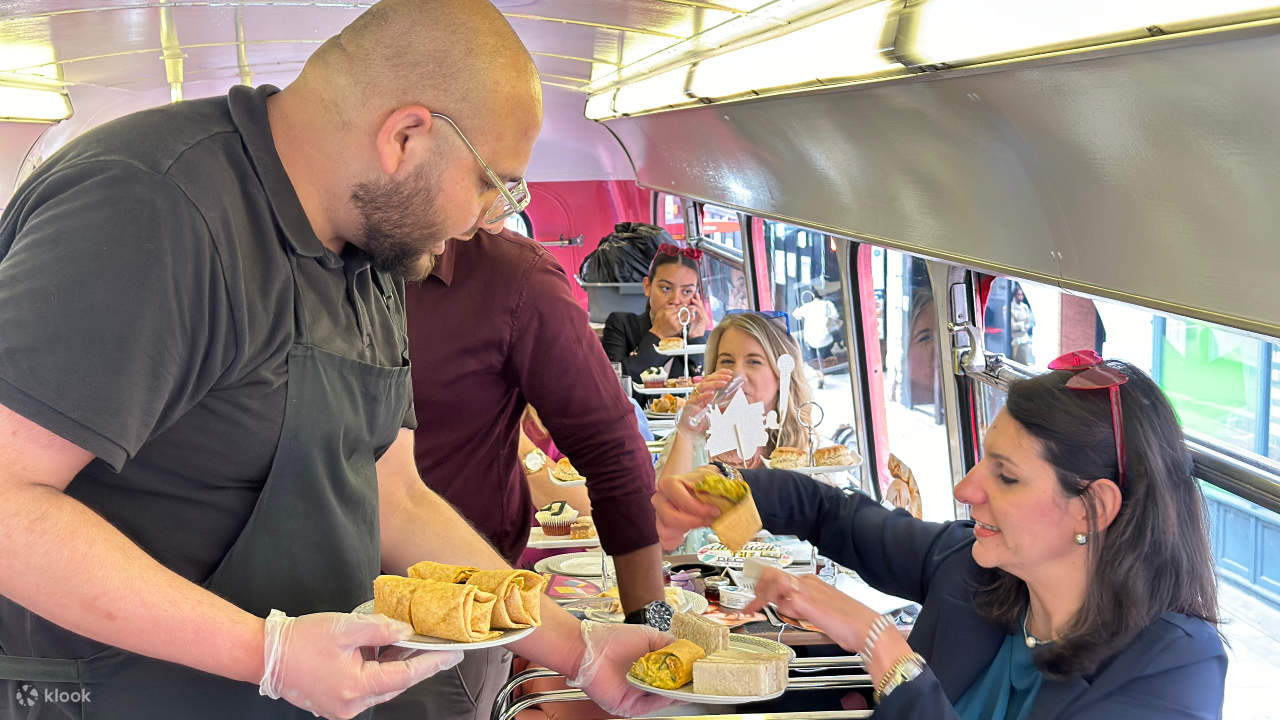 Capture picture-perfect moments as you enjoy tea and tunes aboard