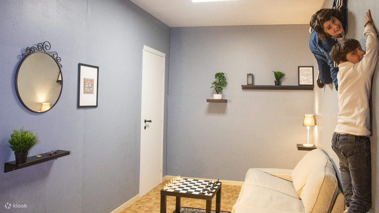 Tauchen Sie ein in eine Welt, in der sich Perspektive und Tiefe vor Ihren Augen verändern