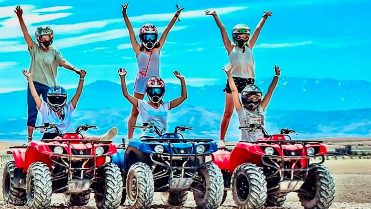 มาร์ราคิช: ขี่อูฐและรถเอทีวีใน ทะเลทรายอากาเฟย์ พร้อมชมการแสดงและรับประทานอาหารค่ำ