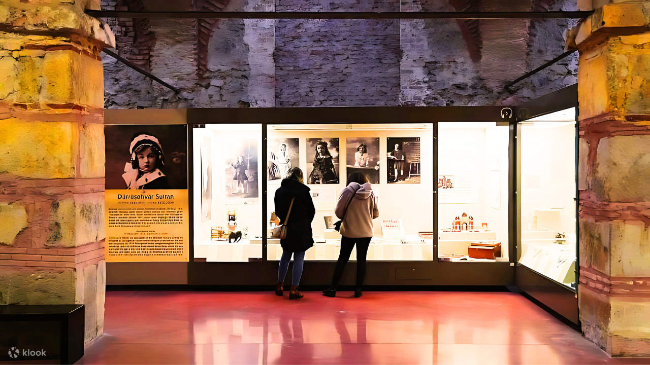 Entrada sin colas al Museo de las Colecciones del Palacio con audioguía