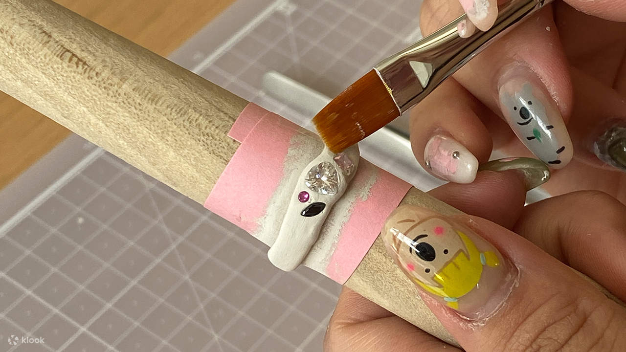 Mencipta satu-satunya barang perak anda di Jongno yang bersejarah, Seoul