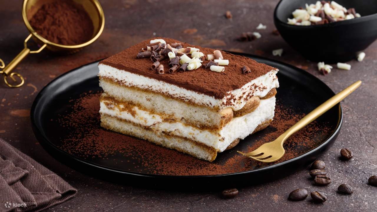Padroneggiare i segreti dietro la creazione del dessert più amato d'Italia, il classico tiramisù