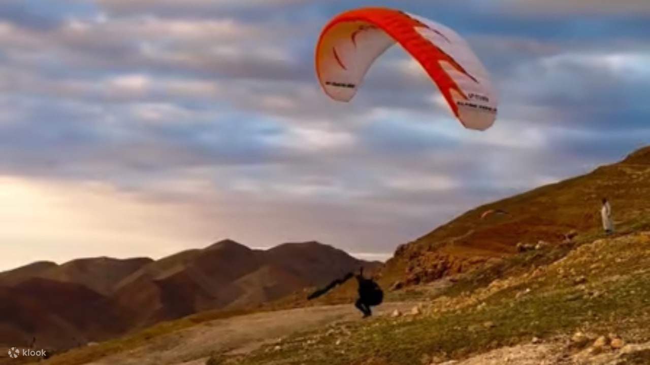 Marrakech: Excursión de un día a las montañas del Atlas en parapente
