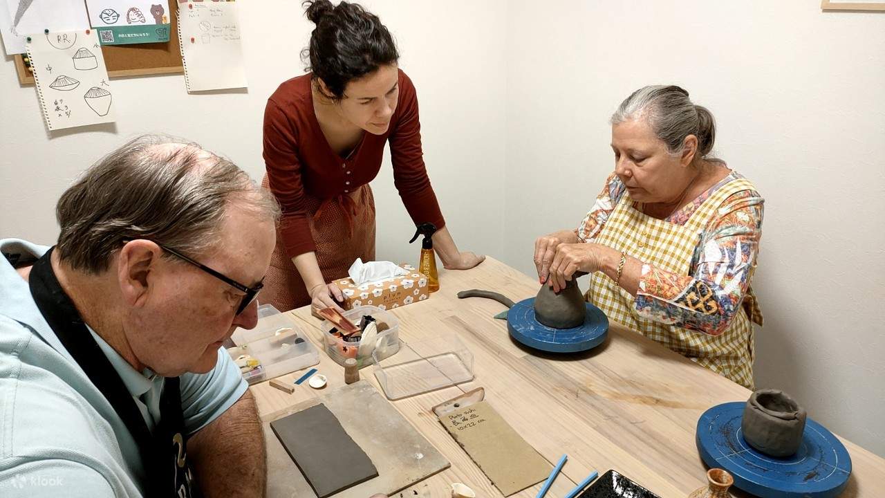 Bengkel Peribadi Seramik Jepun DIY di Osaka