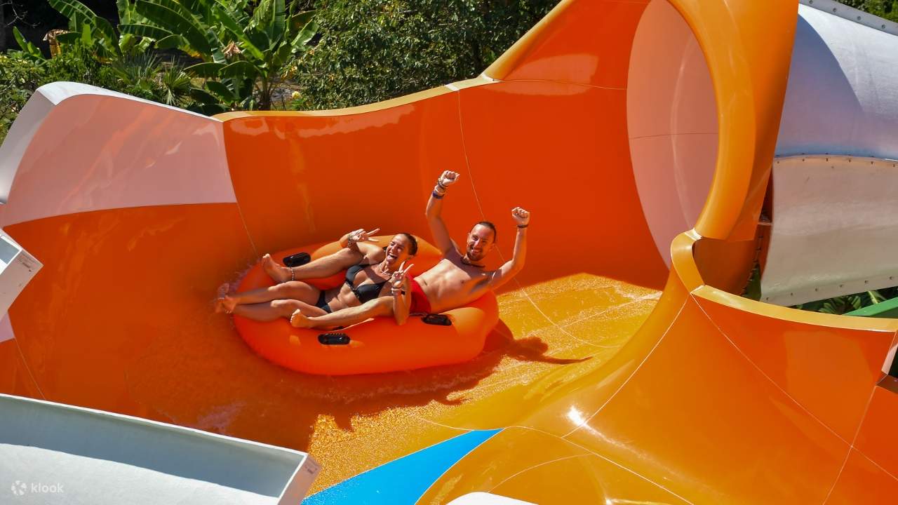 waterbom tailspin