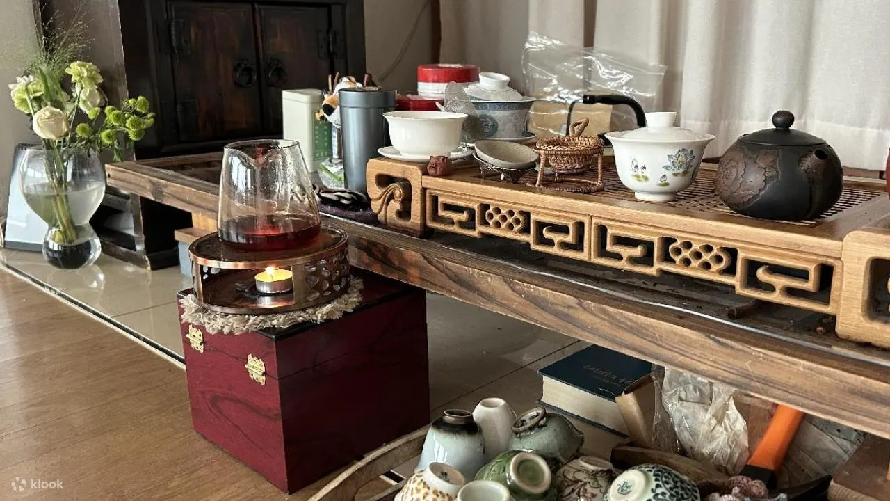 首尔经典哈达瑜伽和普洱茶谈话体验