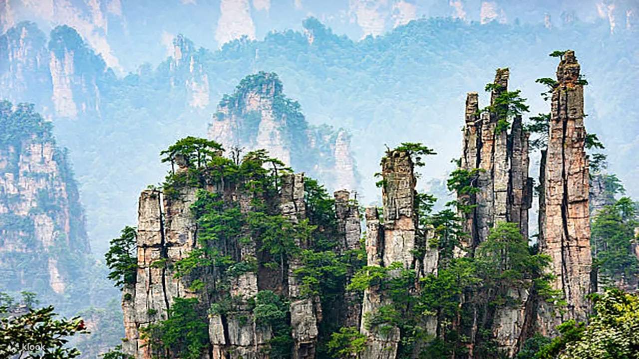 Zhangjiajie National Forest Park Airport www.klook.com