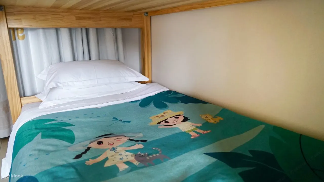 【甘坑古镇内/福田口岸10号线直达】深圳小凉帽之家酒店住宿套餐