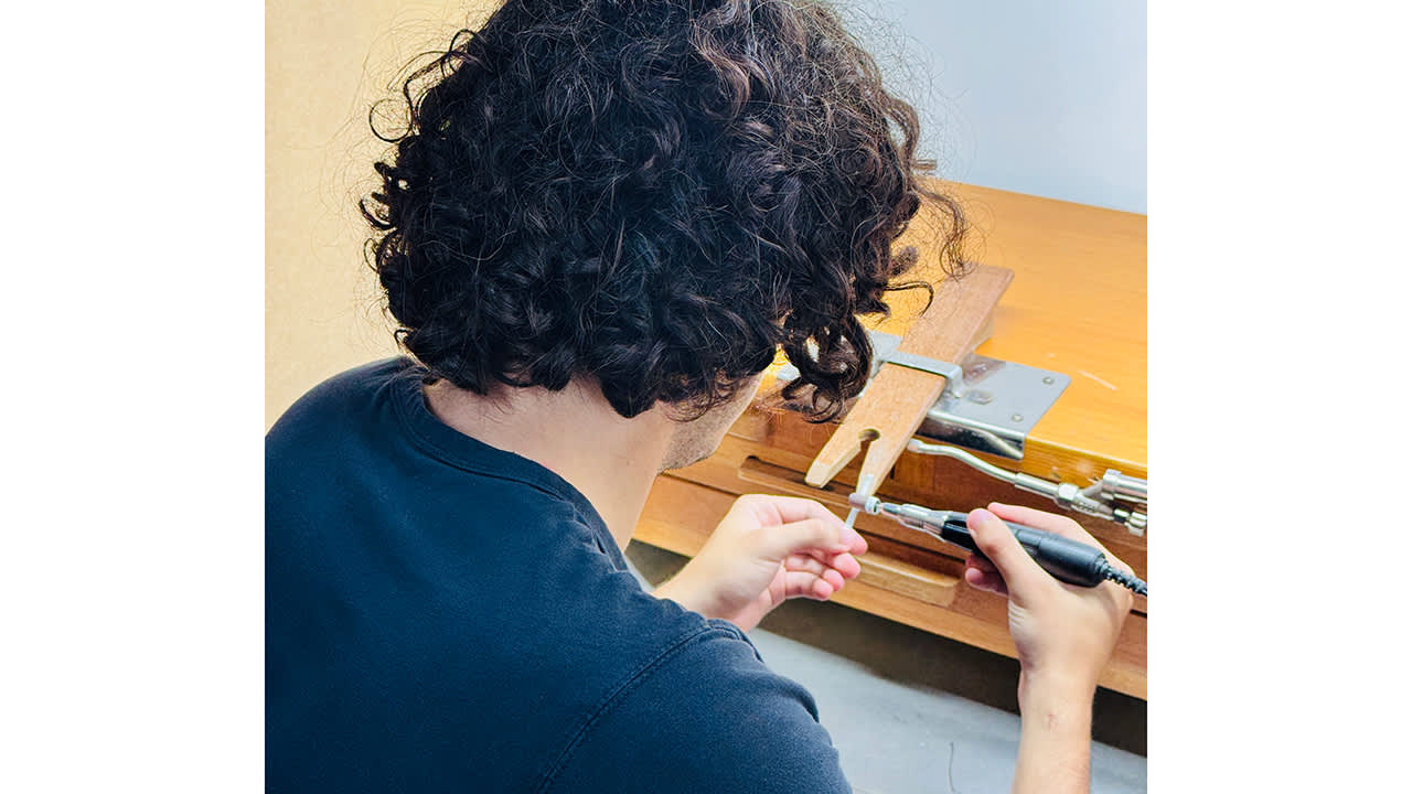 Crea il tuo anello e ciondolo in argento – Corso di un giorno a Seoul