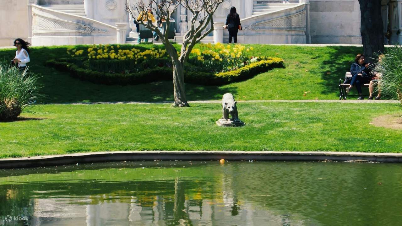 イフラムール宮殿：優先入場チケット（オーディオガイド付き）