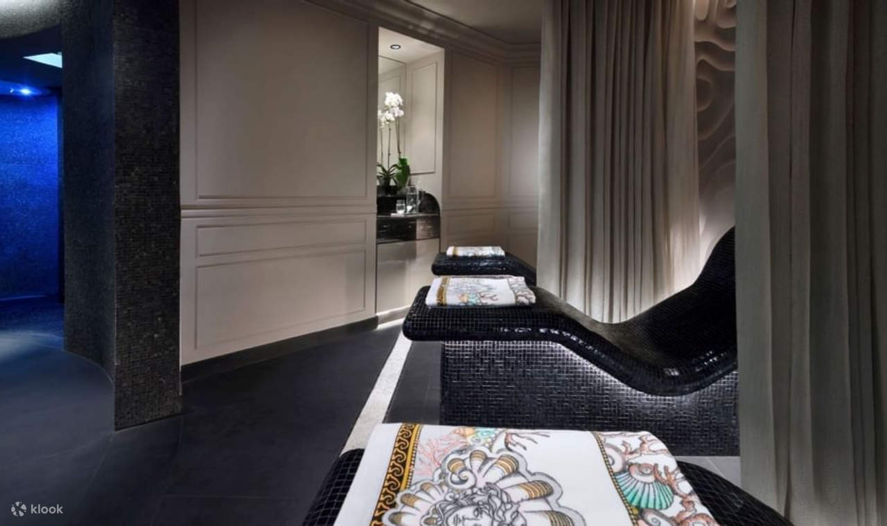 Profitez d'un service impeccable associé à des saveurs qui célèbrent la créativité et la culture