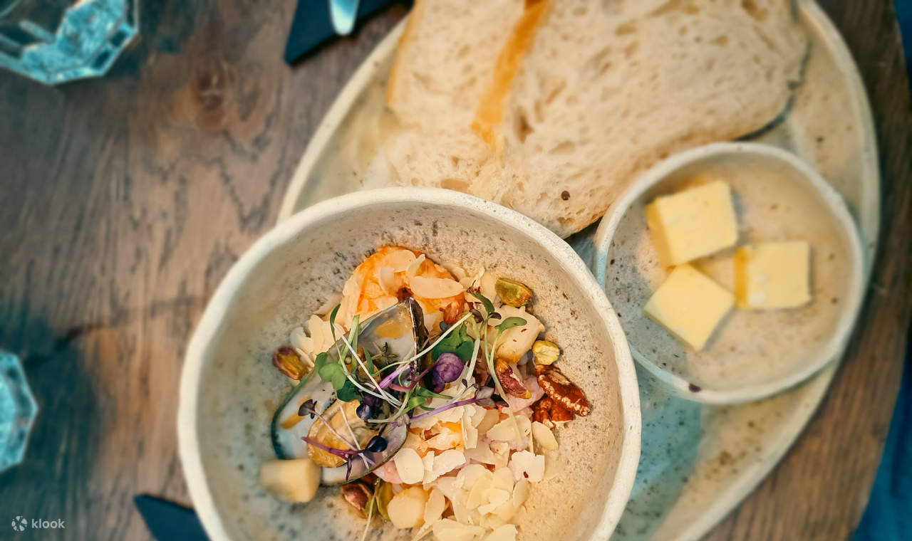 Treat your taste buds with fresh local flavors at the cozy on-site cafe