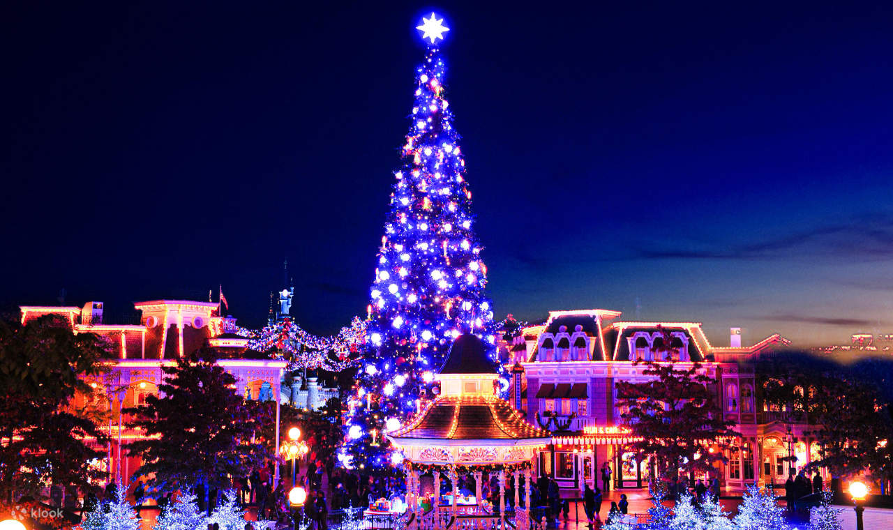 Biglietto per il parco a tema Disneyland Paris con trasferimento di andata e ritorno