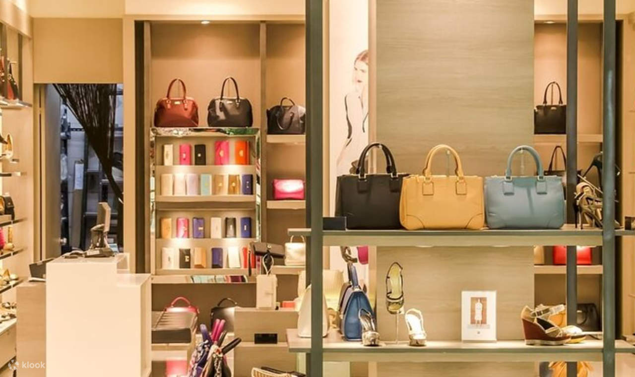 Gucci经典手提包，展现精致细节与品牌标志性工艺