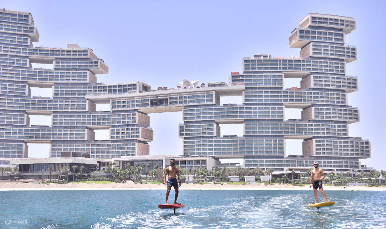 E-Foil Lesson Palm Jumeirah