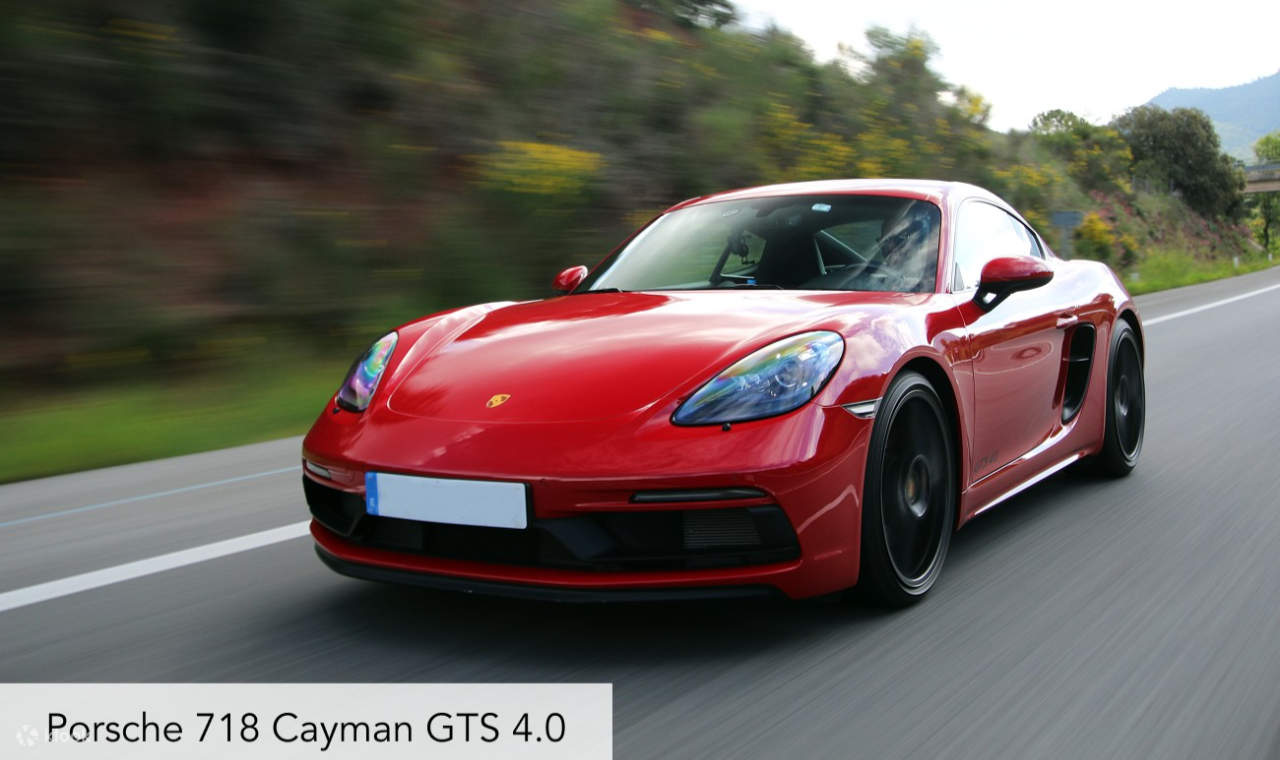 Prova l'emozione al volante dell'elegante Porsche 718 Cayman GTS 4.0 rossa