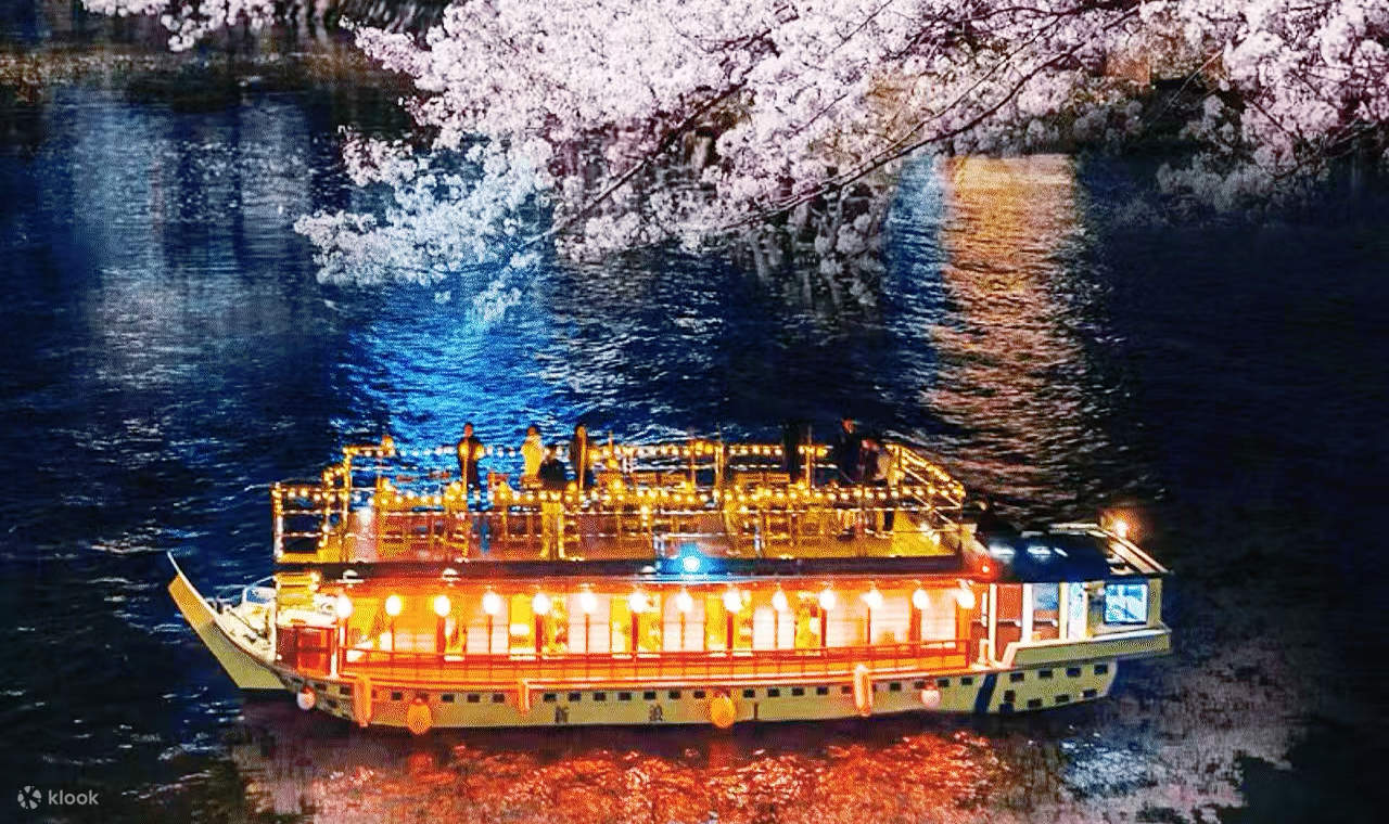 Tokyo Cherry Blossom Cruise & Traditional Shamisen Performance & Optional Lunch/Dinner/Afternoon Tea & Complimentary Soft Drinks