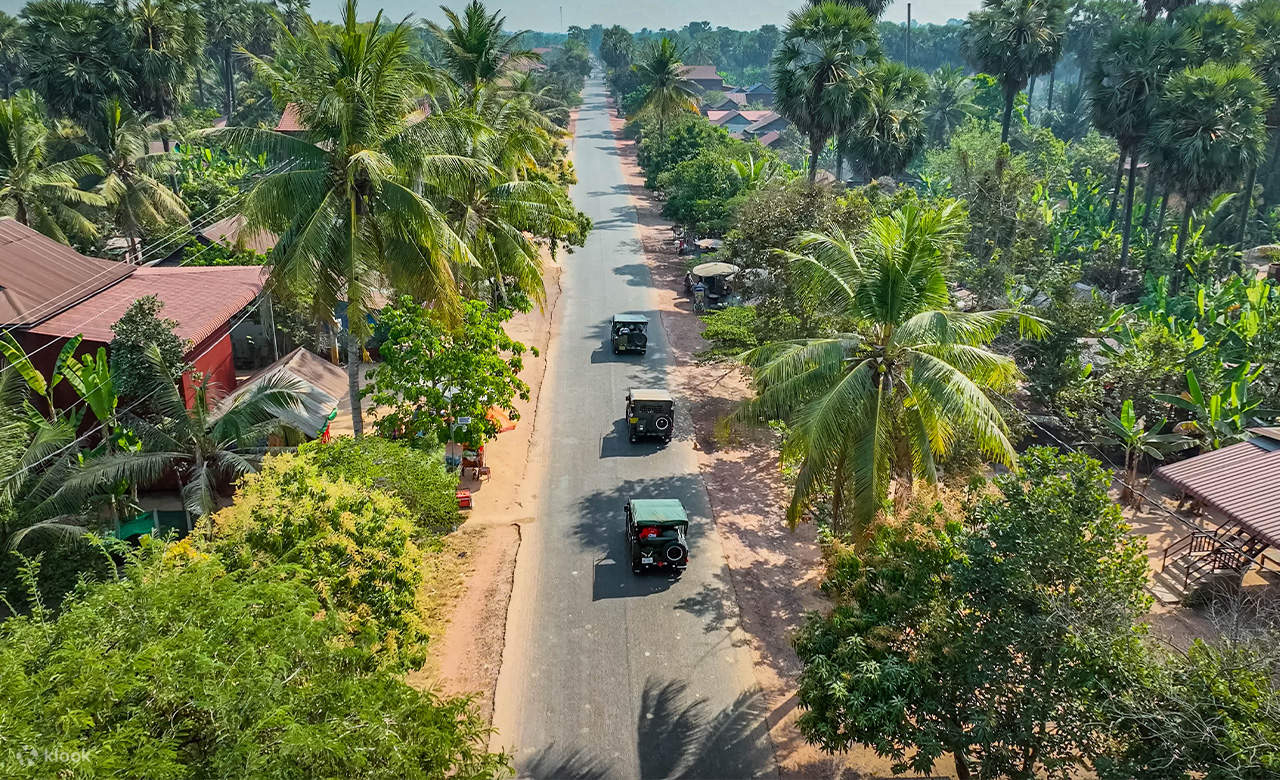 Berpetualang dengan Jeep ke gunung Kulen dan temukan tempat lahirnya Kekaisaran Khmer