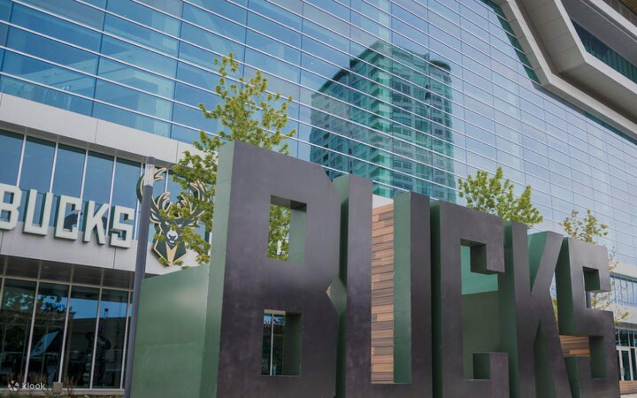 Milwaukee Bucks Basketball Game at Fiserv Forum - Klook Hong Kong