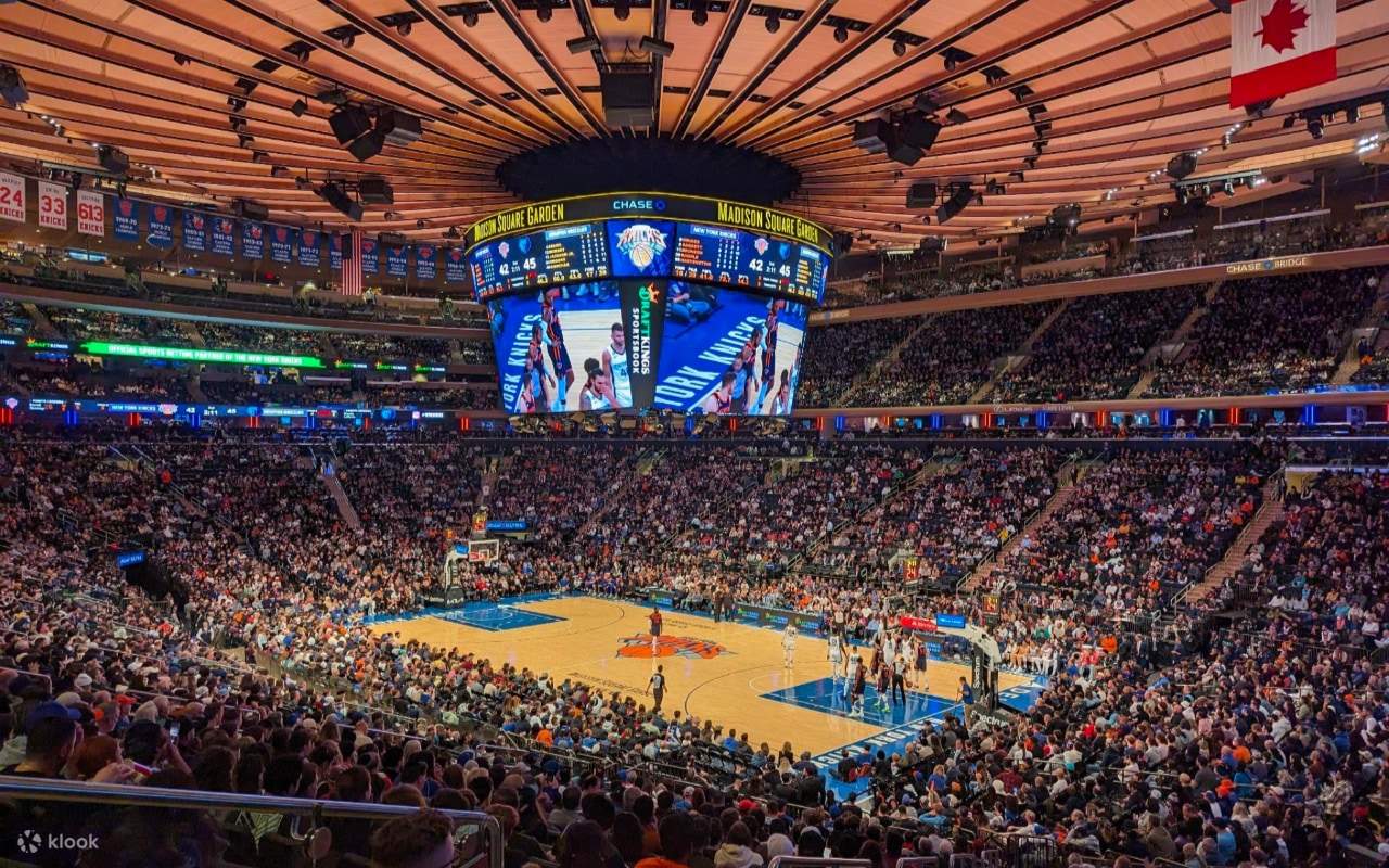Trận đấu bóng rổ New York Knicks tại Madison Square Garden - Klook Việt Nam