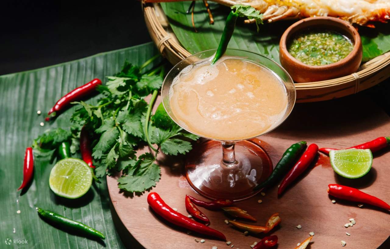 Akara Sky Hanuman - 방콕 원 시티 센터의 루프탑 바