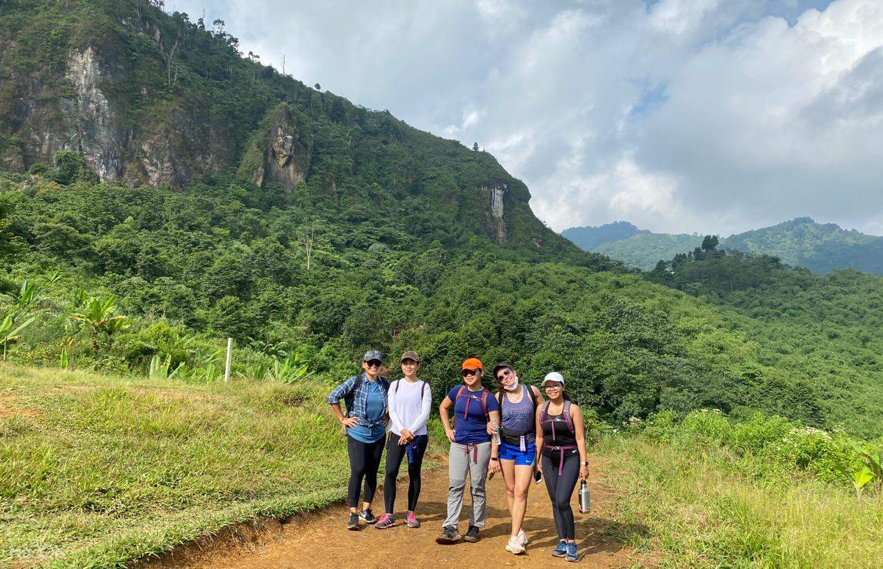 Curug Leuwi Hejo And Hutan Babakan Trekking In Bogor Klook Us