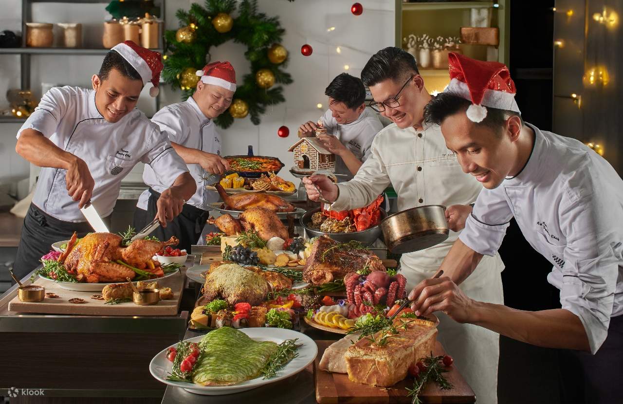 Tiệc tối đêm Giáng sinh