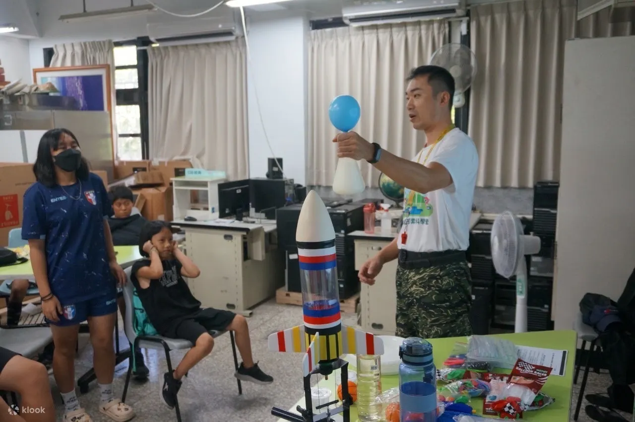 宜兰｜冬山河生态绿舟水上自行车体验