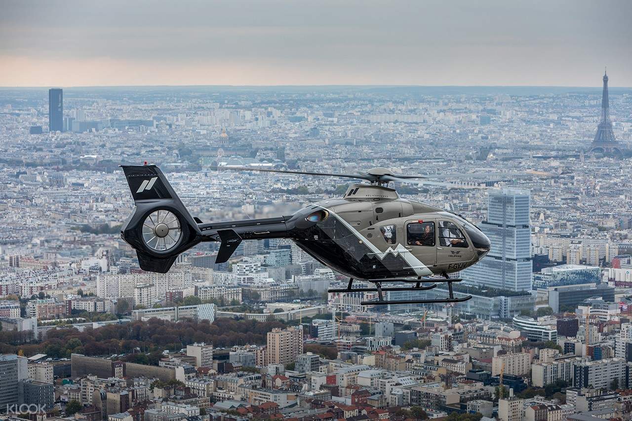 versailles helicopter tour from paris