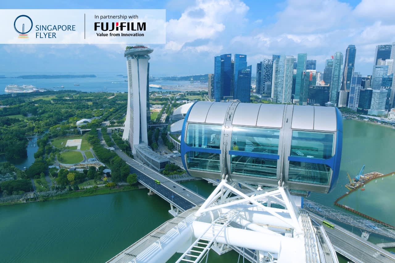 Découvrez la collaboration de Singapore Flyer avec FUJIFILM, avec l'atelier FUJIFILM : Capturer des perspectives emblématiques qui s'est tenu le 28 septembre !