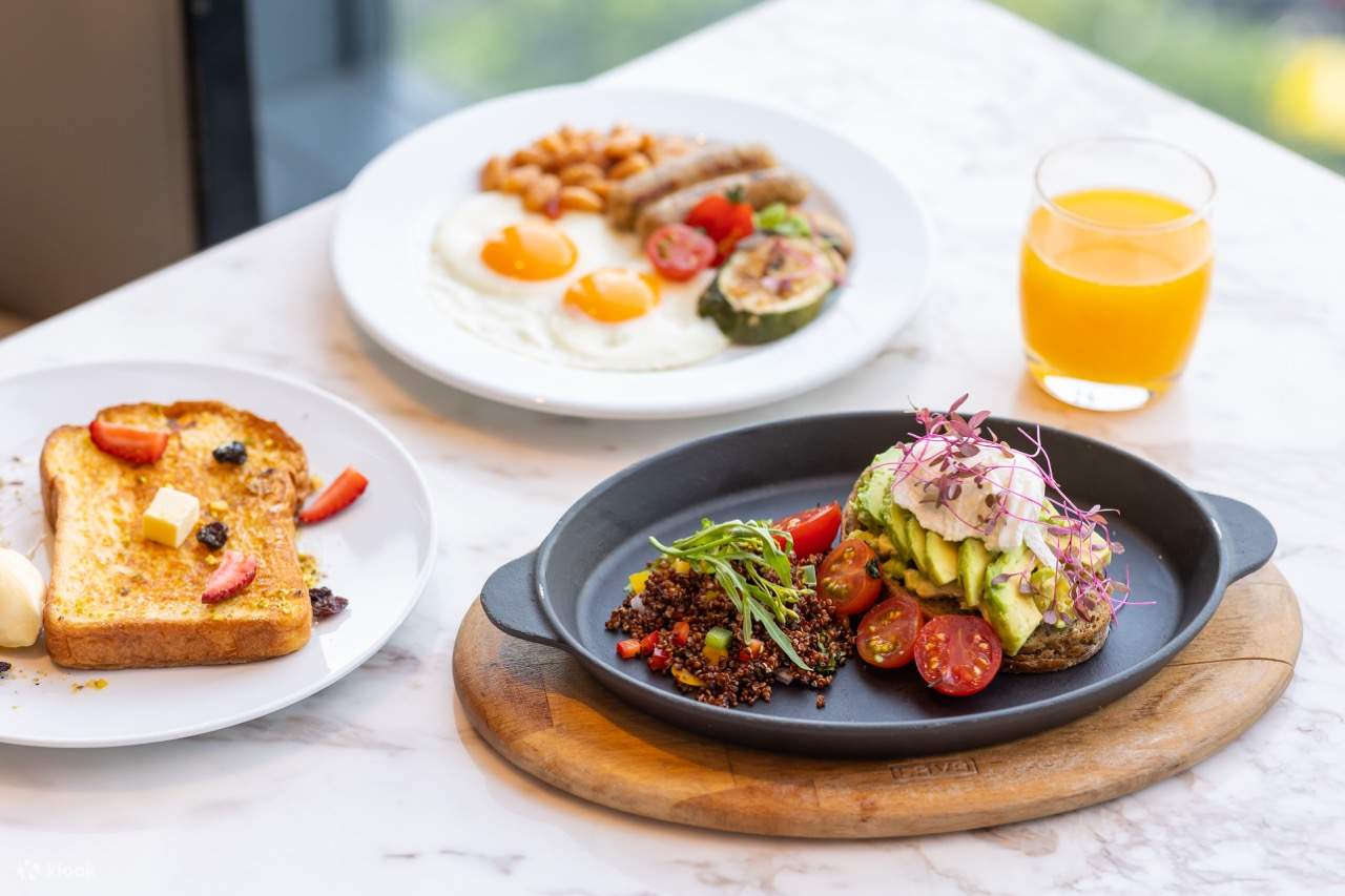 Desayuno buffet internacional