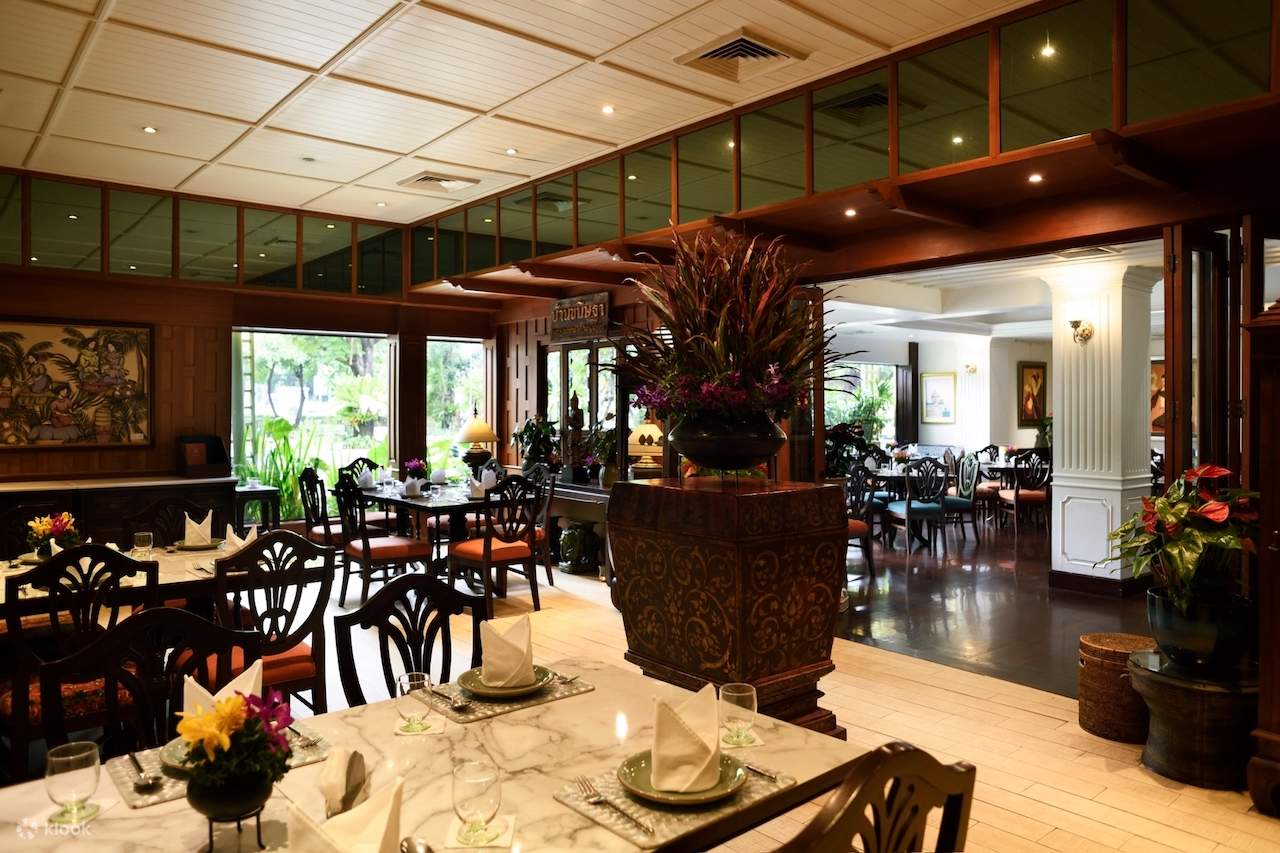 Baan Khanitha and Gallery Sathorn