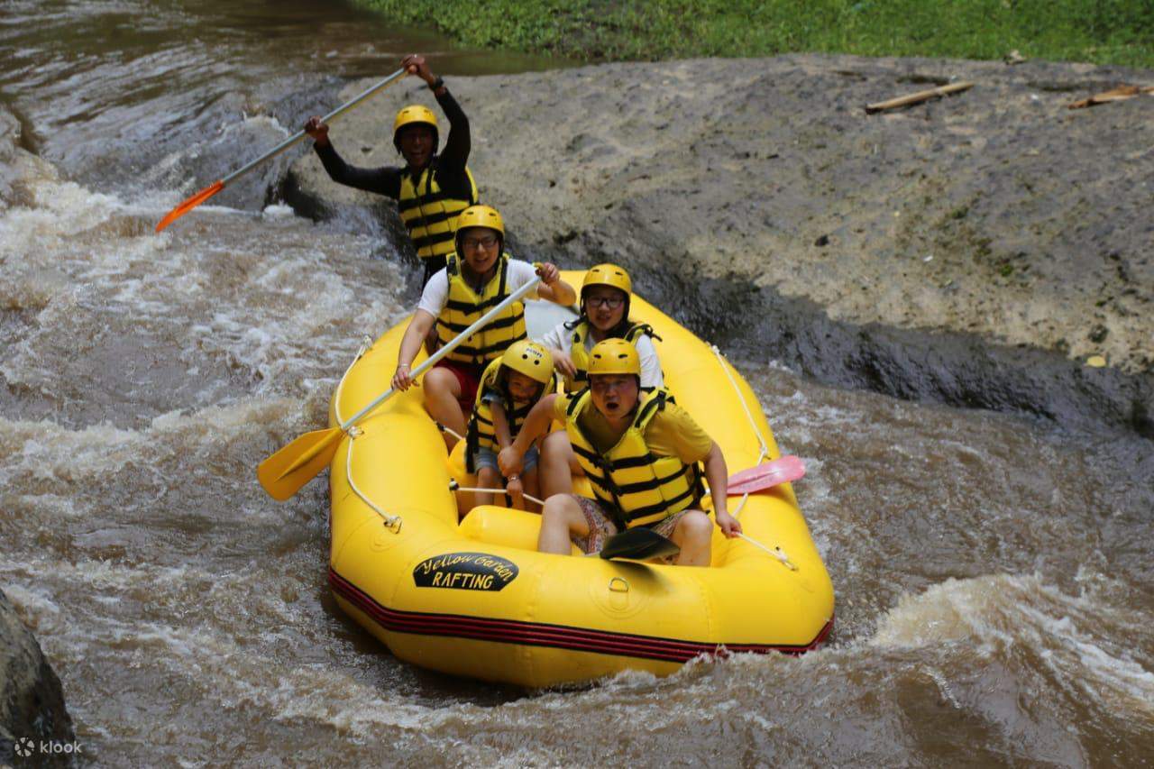 킨타마니 바투르산 칼데라 일출 트레킹 & 4륜 구동 지프 선라이즈 투어