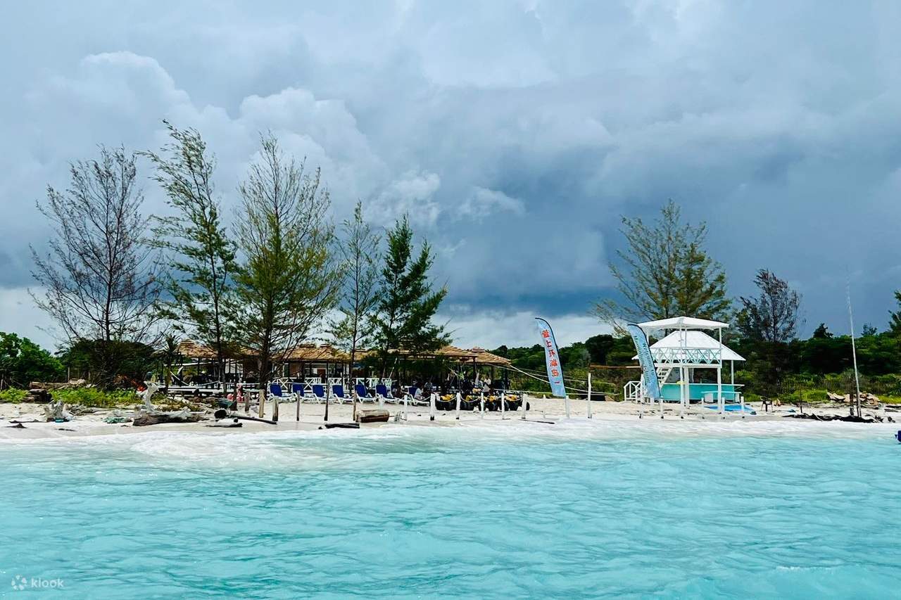 Mengalum Insel Tagestour mit Massageerlebnis