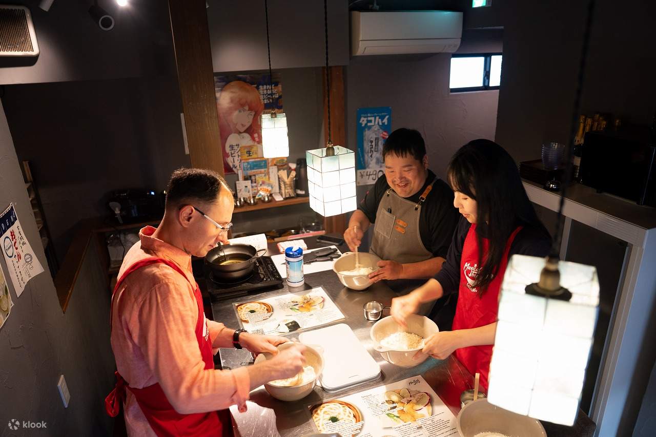 Kyoto Udon & Tempura Cooking Class with Professional Chefs
