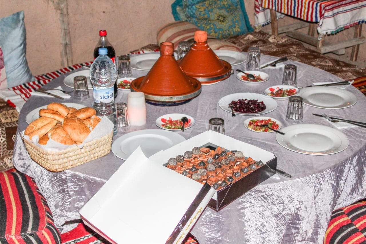 Cena en el Desierto de Agafay