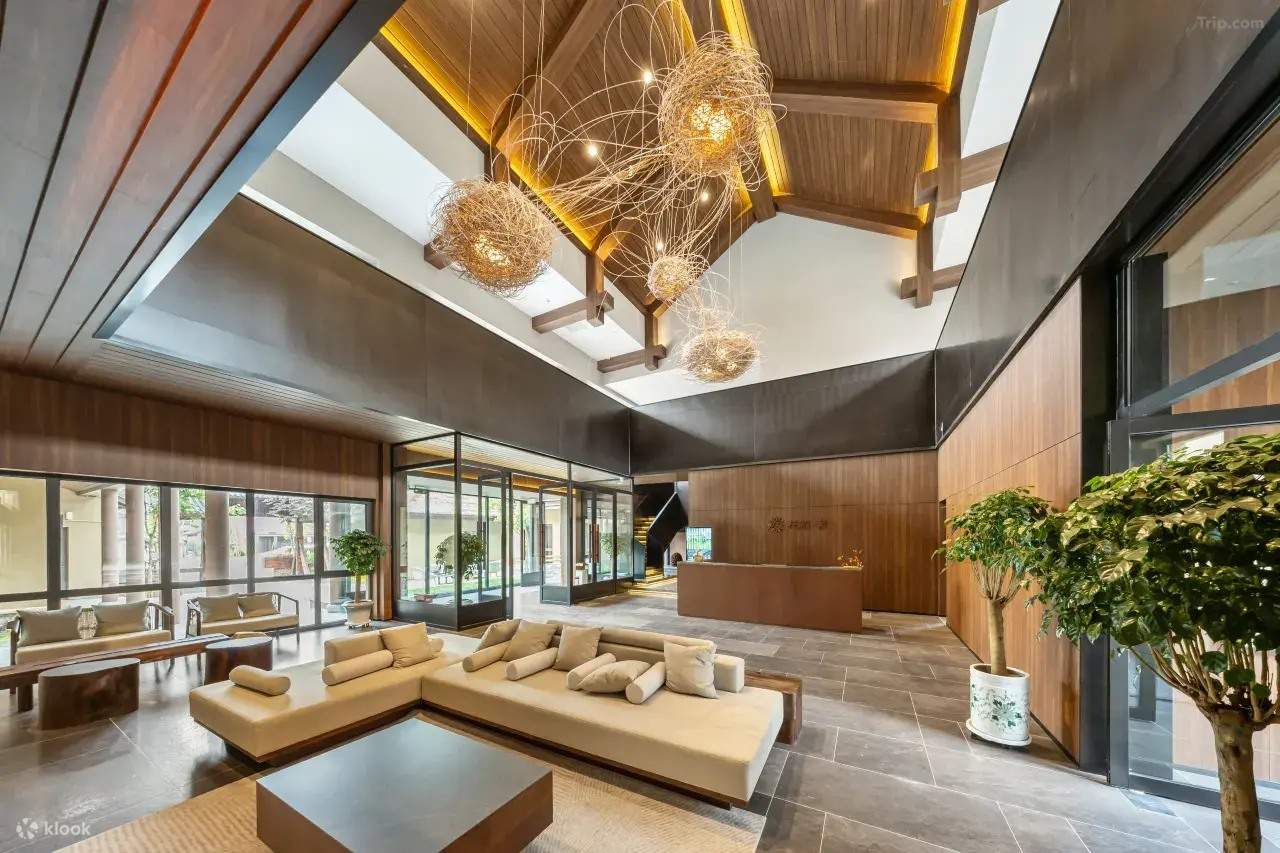 Forfait hébergement Hua Zhu She · Maison d'hôtes Shenlin (Centre de distribution de la pente nord du mont Changbai - Magasin Enduli)