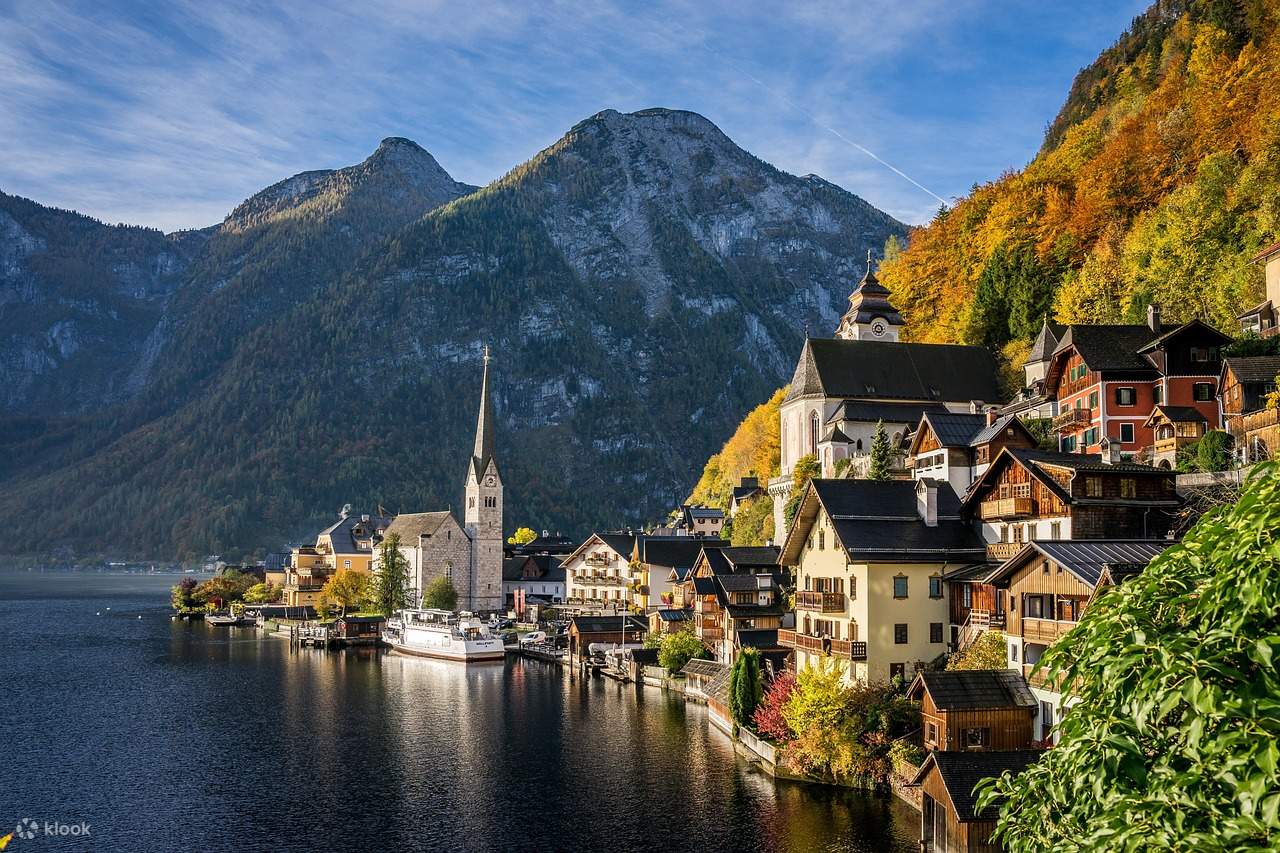 Mandarin Group] Round Trip from Munich, Germany: Hallstatt Postcard  Viewpoint + Lake Wolfgang Day Trip (Trip WeChat Group / Double Lake Hidden  Realm) - Klook