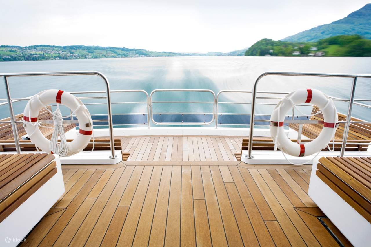 Du thuyền Panorama-Yatch Saphir ở Lucerne