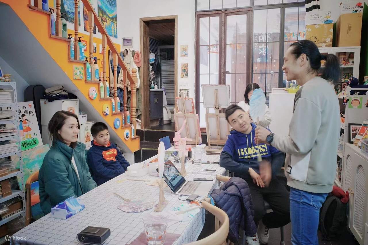 Giới thiệu về văn hóa sơn mài Yi Da + Trải nghiệm quạt sơn nổi_Eatwith