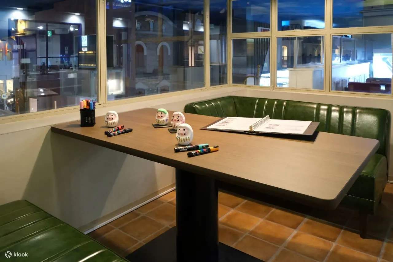 Отдельные комнаты доступны только для групп и могут использоваться для обедов или в качестве зоны отдыха.