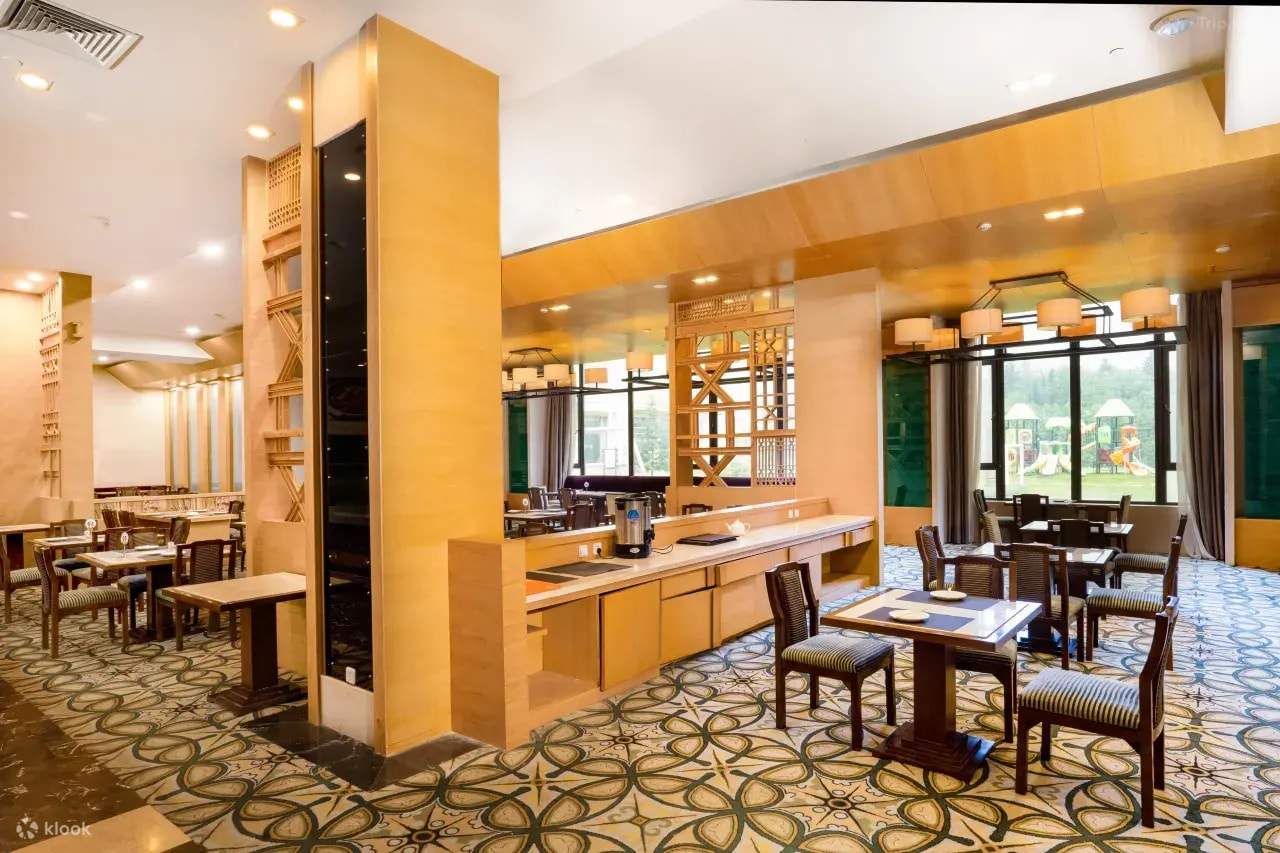 Пакеты проживания в курортном отеле Changbaishan Tianyu