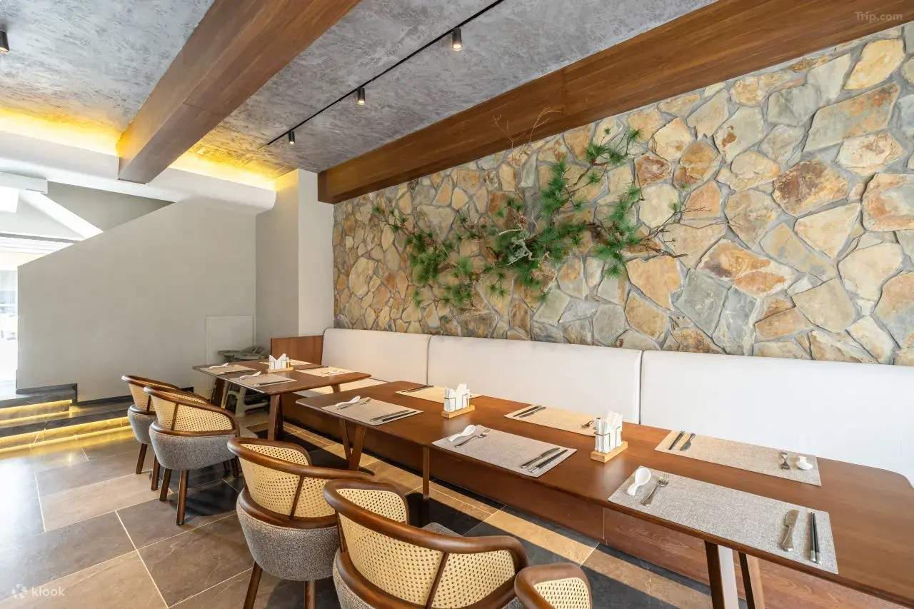 Paquete de alojamiento en Huazhu Boutique & Resort · Shenlin (Tienda Enduli del Centro de Distribución de la ladera norte de Changbaishan)