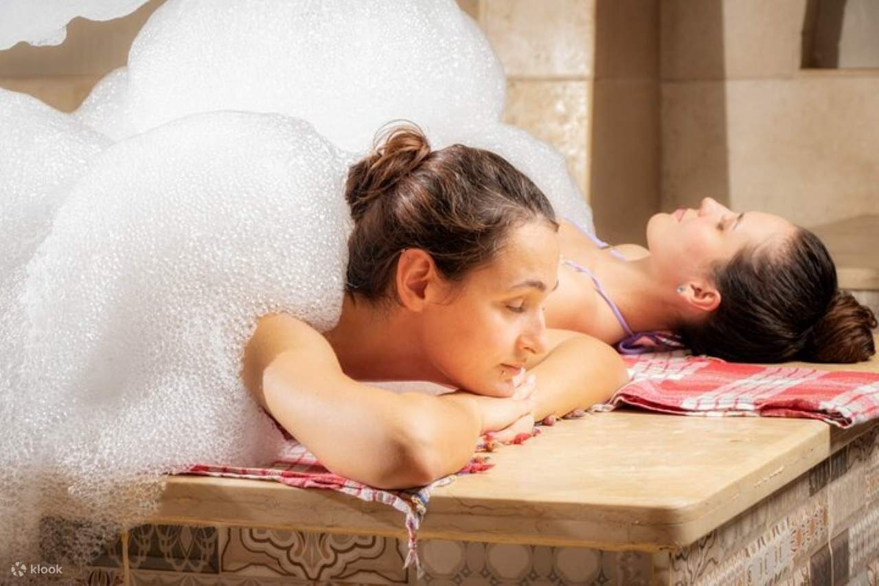 Türkisches Bad und Massage & Jacuzzi & Sauna & Dampfbad mit Transfer - Hurghada