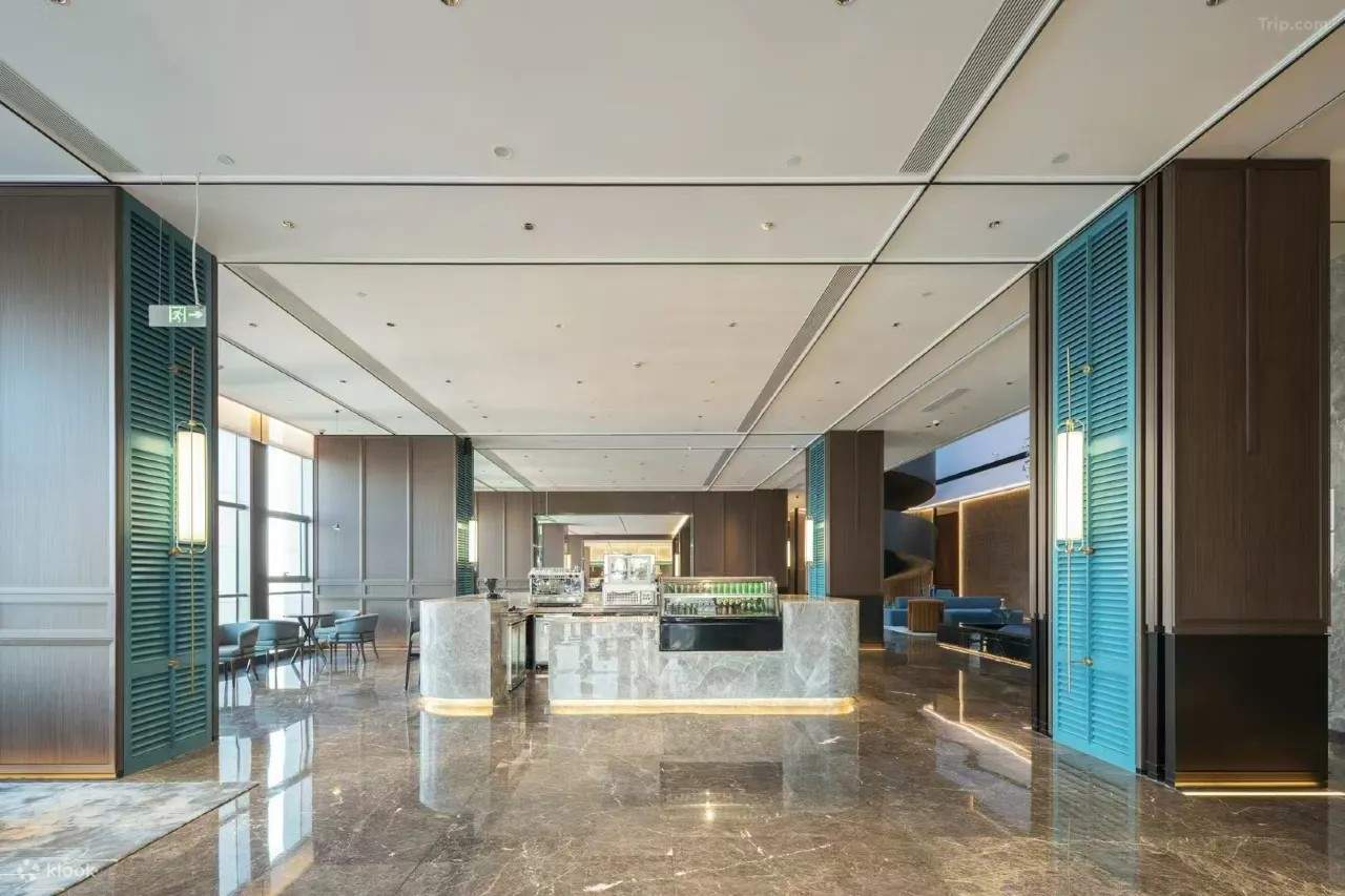 上海滴水湖临港诺富特酒店住宿套餐